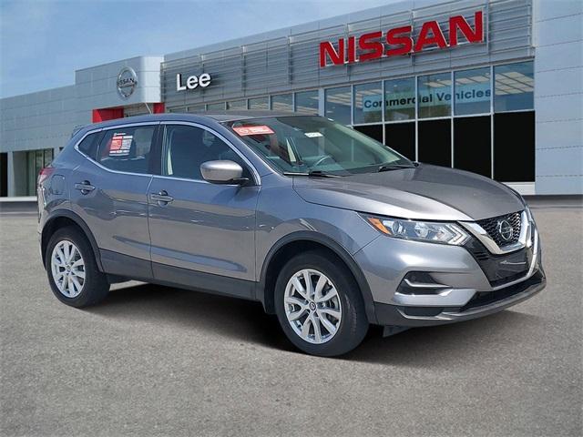 used 2022 Nissan Rogue Sport car, priced at $18,000