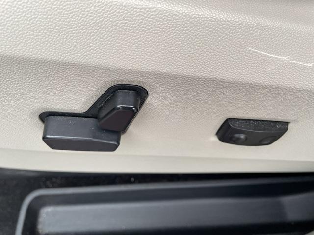 used 2016 Chrysler Town & Country car, priced at $11,995