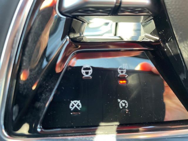 new 2025 Cadillac LYRIQ car