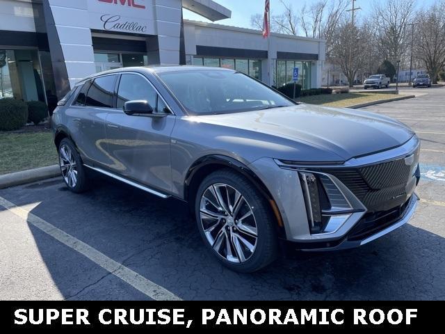 new 2025 Cadillac LYRIQ car