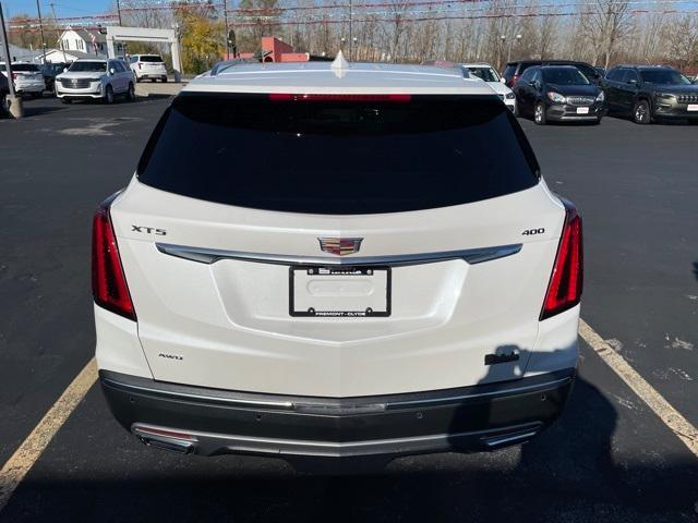 used 2024 Cadillac XT5 car, priced at $49,577