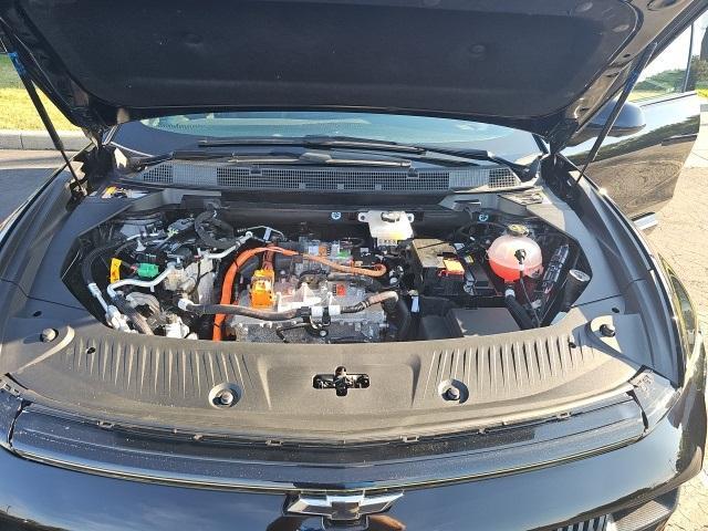 used 2024 Chevrolet Equinox EV car, priced at $26,995