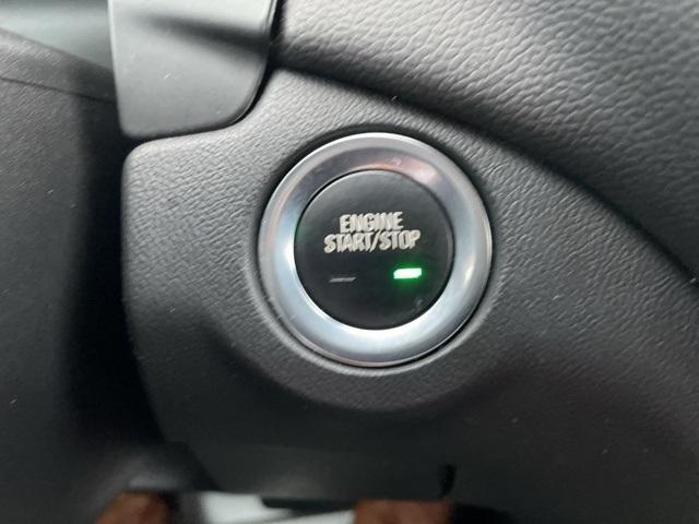 used 2022 Chevrolet Equinox car, priced at $21,400