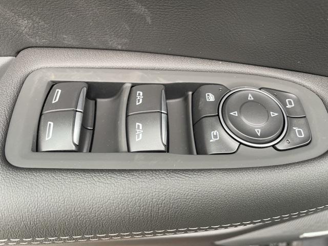 new 2025 Cadillac XT5 car, priced at $53,090