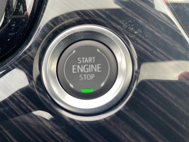 new 2025 Cadillac XT6 car, priced at $61,890
