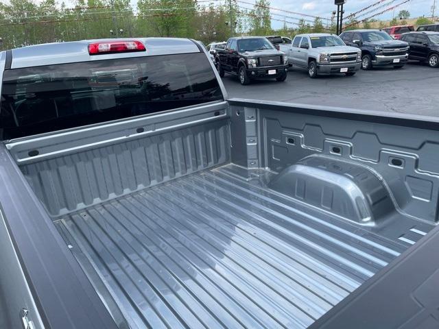 new 2025 GMC Sierra 1500 car, priced at $41,600
