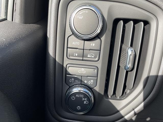 new 2025 GMC Sierra 1500 car, priced at $40,935