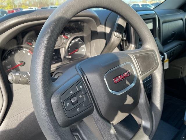 new 2025 GMC Sierra 1500 car, priced at $40,935