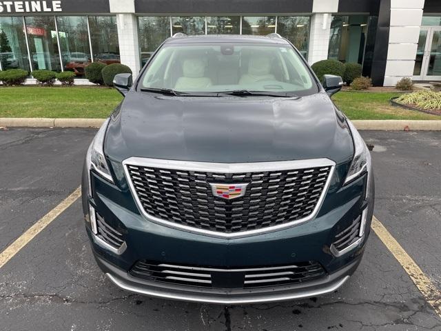 new 2025 Cadillac XT5 car, priced at $59,490