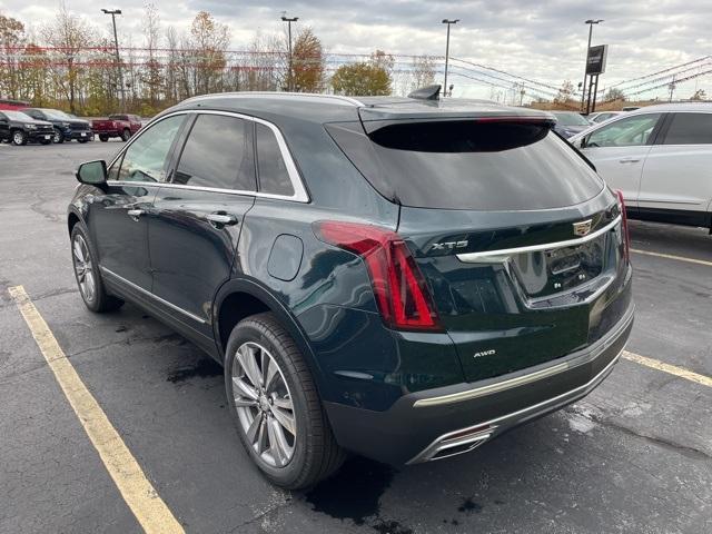 new 2025 Cadillac XT5 car, priced at $59,490