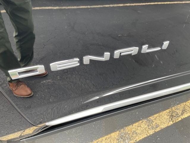 used 2022 GMC Yukon car, priced at $65,700