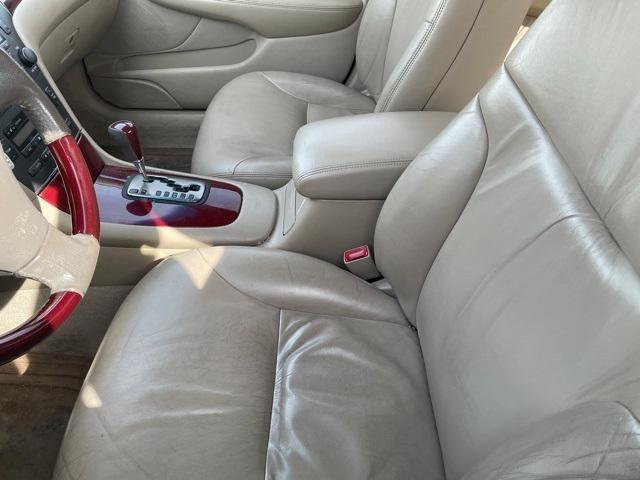 used 2003 Lexus ES 300 car, priced at $5,500