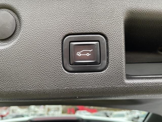 used 2022 Chevrolet Equinox car, priced at $21,700