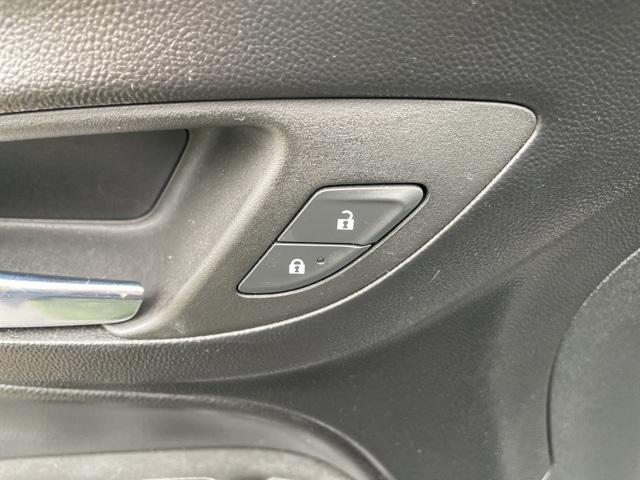 used 2022 Chevrolet Equinox car, priced at $21,700