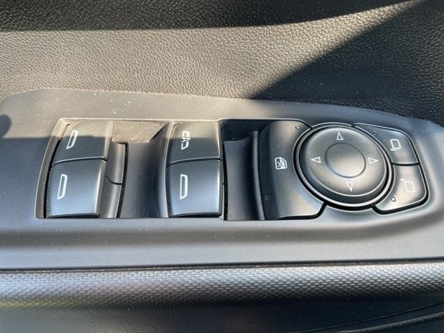used 2022 Chevrolet Silverado 1500 car, priced at $25,995