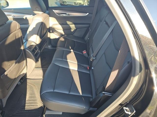 used 2022 Cadillac XT5 car, priced at $30,777