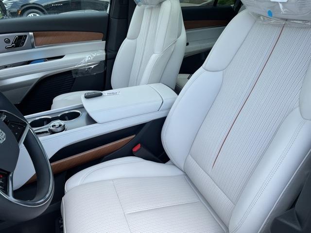 new 2026 Cadillac VISTIQ car, priced at $79,890