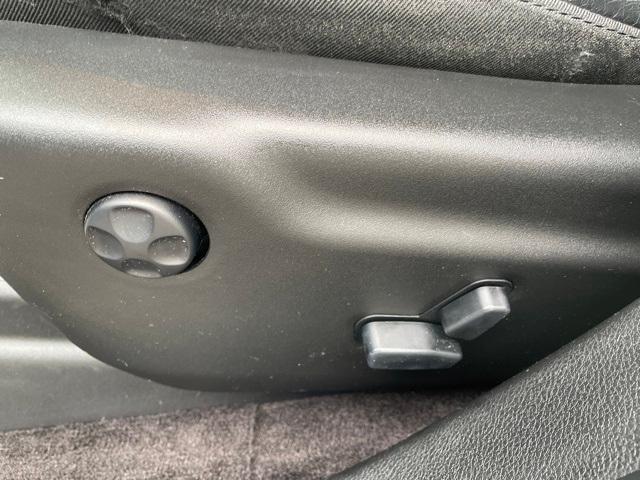 used 2018 Jeep Grand Cherokee car, priced at $17,995