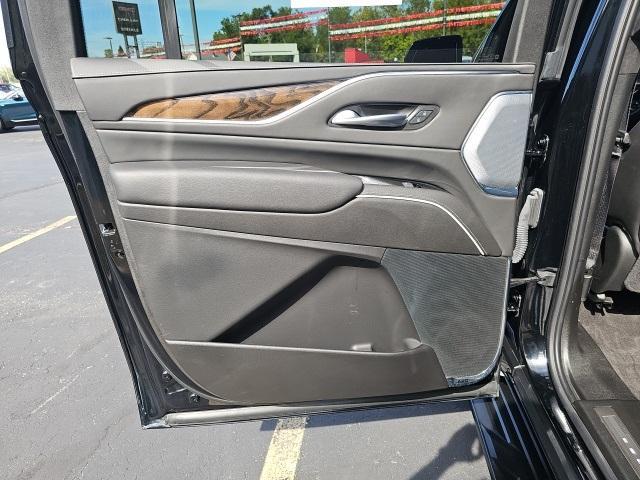 used 2024 Cadillac Escalade ESV car, priced at $76,777