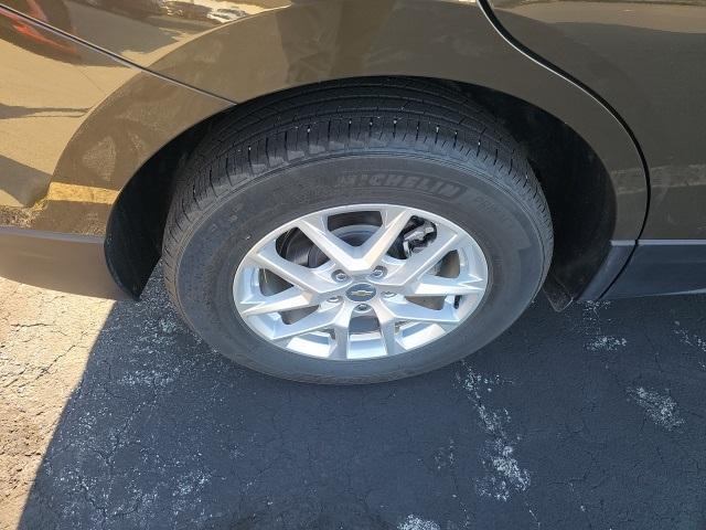 used 2024 Chevrolet Equinox car, priced at $23,995
