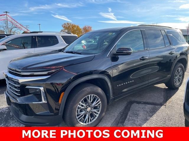 used 2025 Chevrolet Traverse car, priced at $36,995