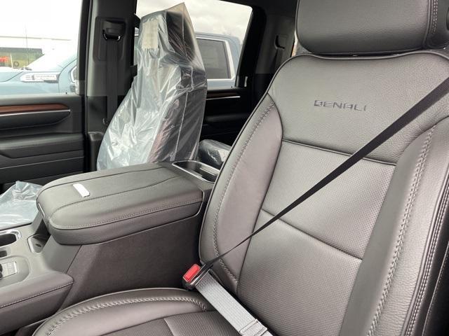 new 2025 GMC Sierra 2500 car, priced at $89,735