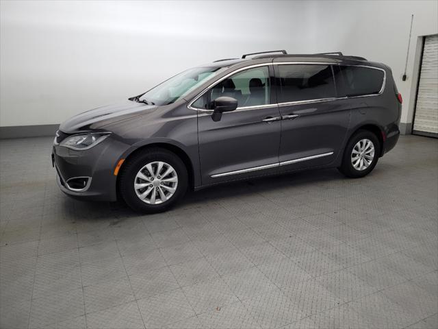 used 2017 Chrysler Pacifica car, priced at $13,995