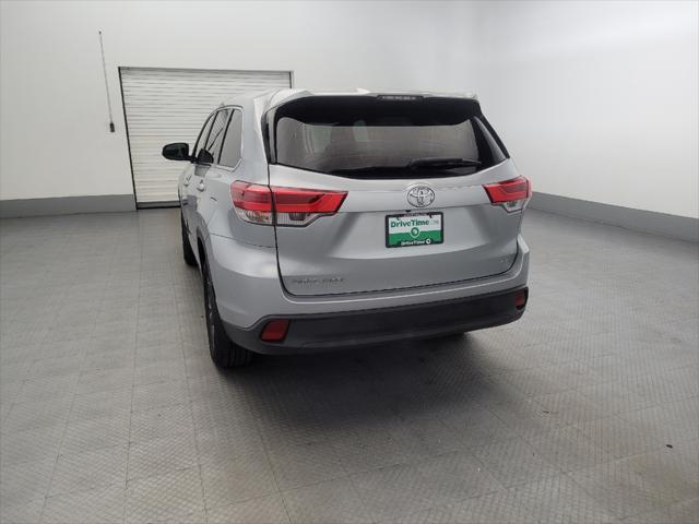 used 2019 Toyota Highlander car, priced at $24,295