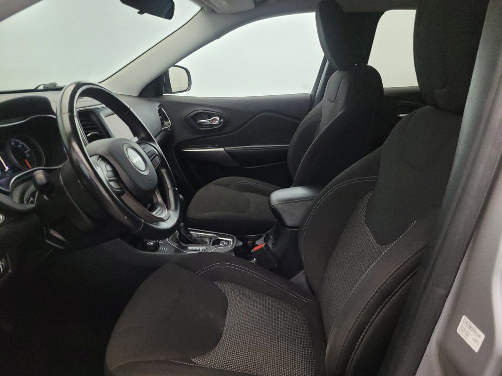used 2019 Jeep Cherokee car, priced at $19,495