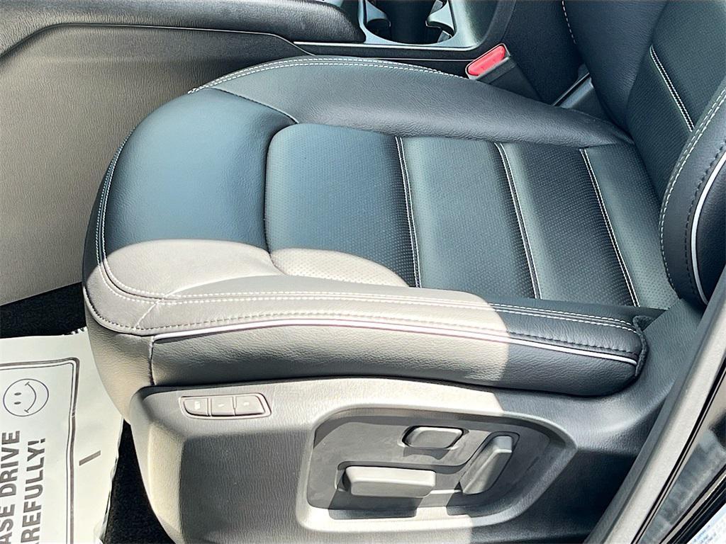 new 2025 Mazda CX-5 car, priced at $32,028