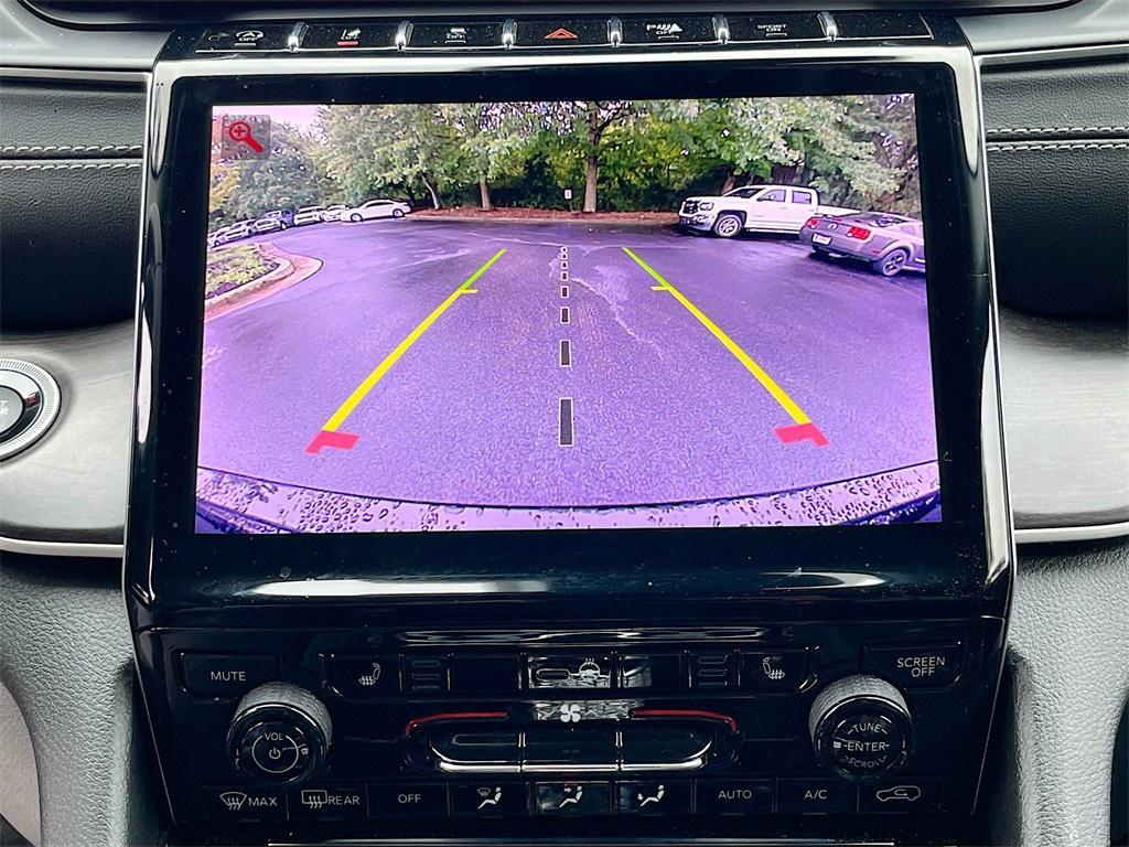 used 2023 Jeep Grand Cherokee car, priced at $25,793