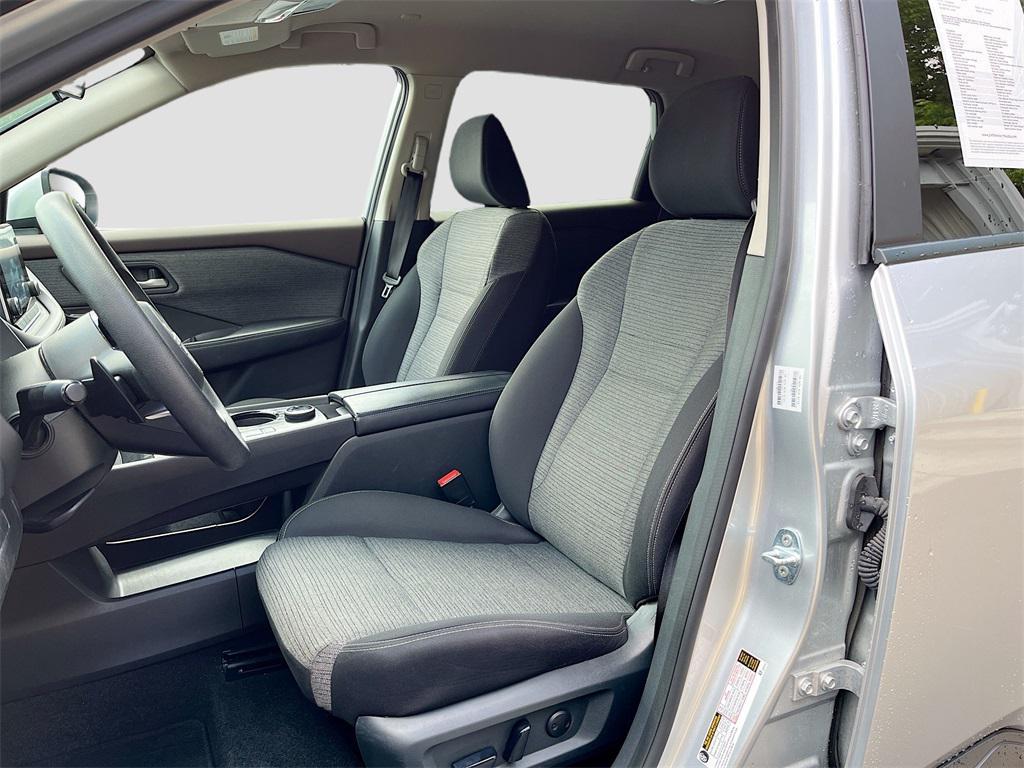 used 2023 Nissan Rogue car, priced at $17,993