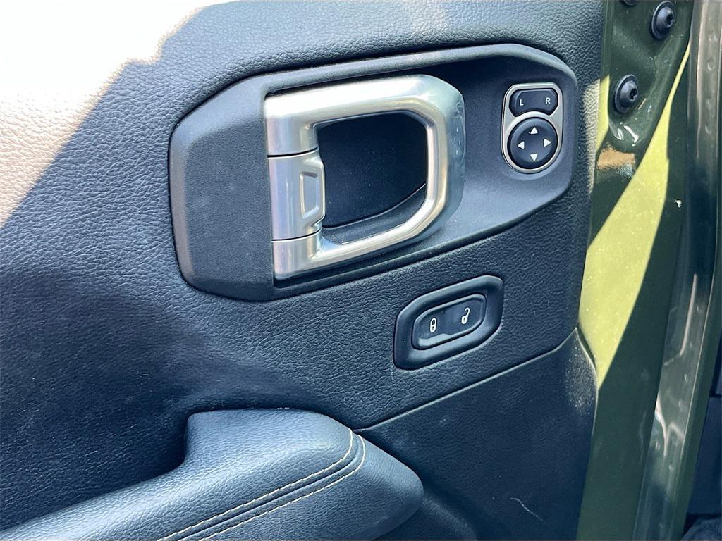 used 2022 Jeep Wrangler Unlimited car, priced at $34,991