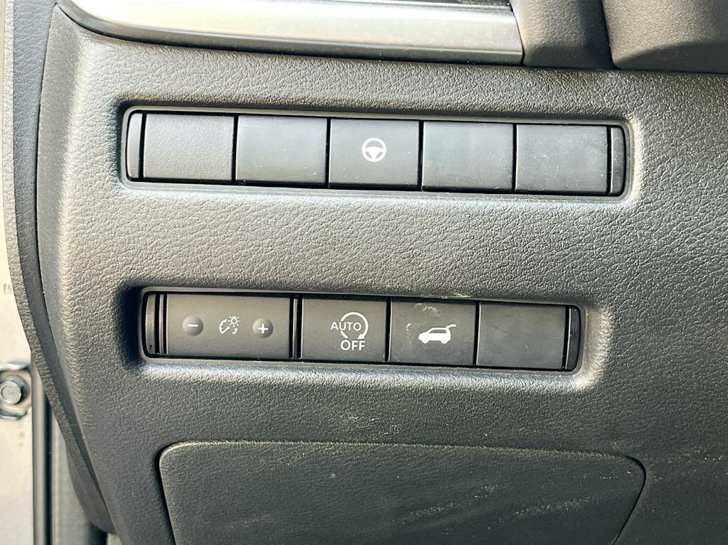 used 2024 Nissan Rogue car, priced at $22,994