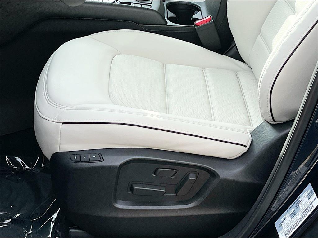new 2025 Mazda CX-5 car, priced at $32,924