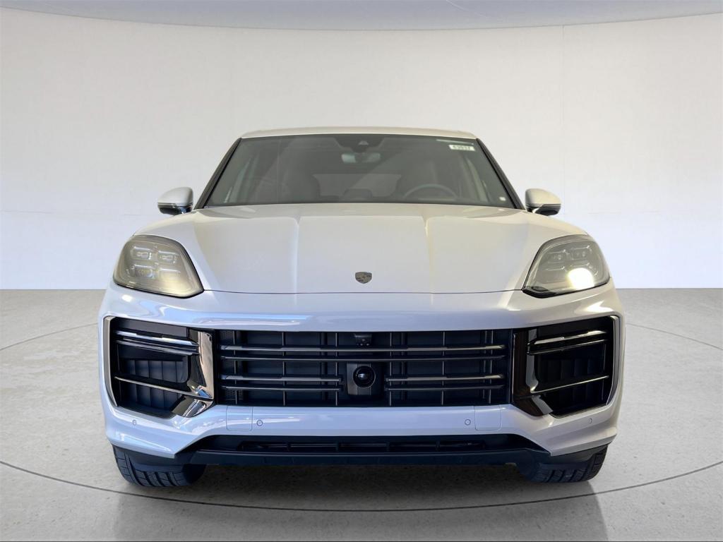 new 2025 Porsche Cayenne car, priced at $178,515