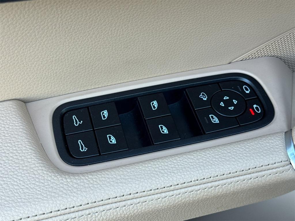 used 2022 Porsche Cayenne car, priced at $69,990