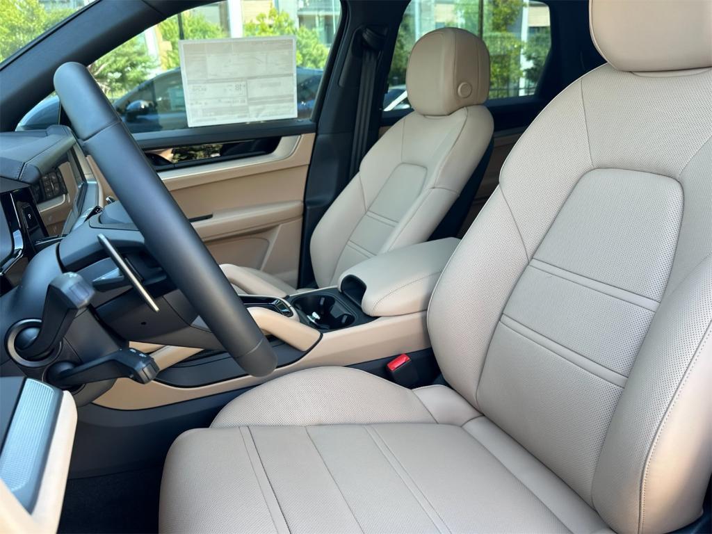 new 2025 Porsche Cayenne car, priced at $132,755