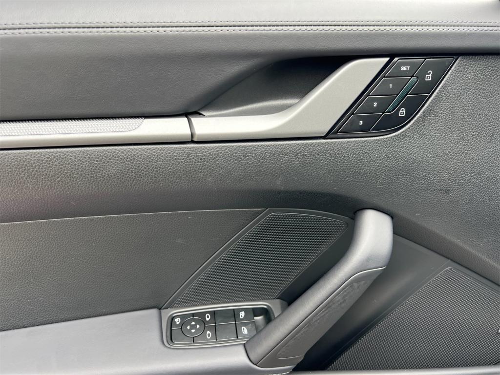 new 2025 Porsche 911 car, priced at $193,405