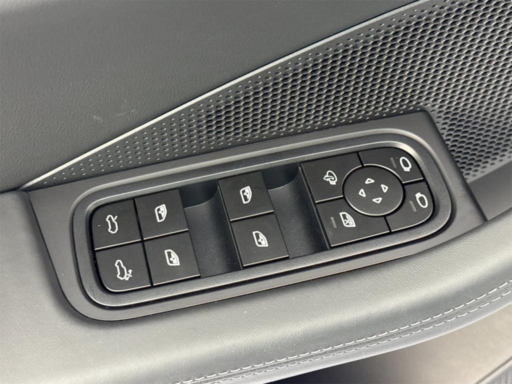 used 2025 Porsche Macan Electric car, priced at $85,950