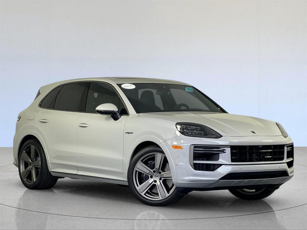 used 2025 Porsche Cayenne E-Hybrid car, priced at $169,950