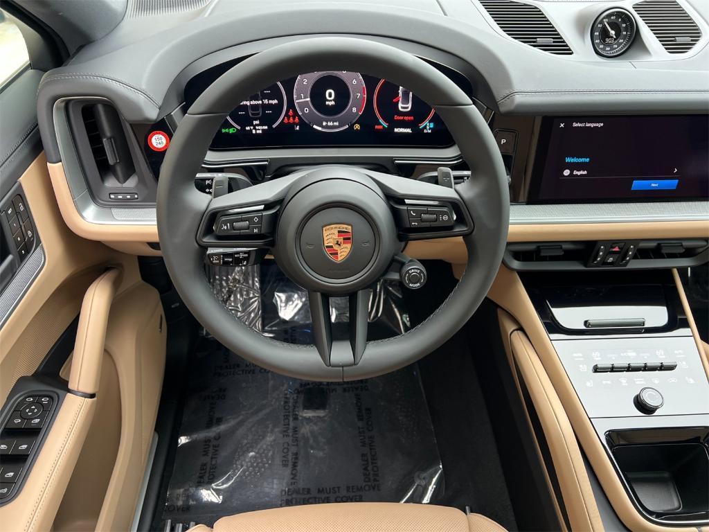 new 2025 Porsche Cayenne car, priced at $111,025