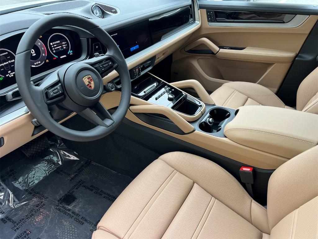 new 2025 Porsche Cayenne car, priced at $111,025