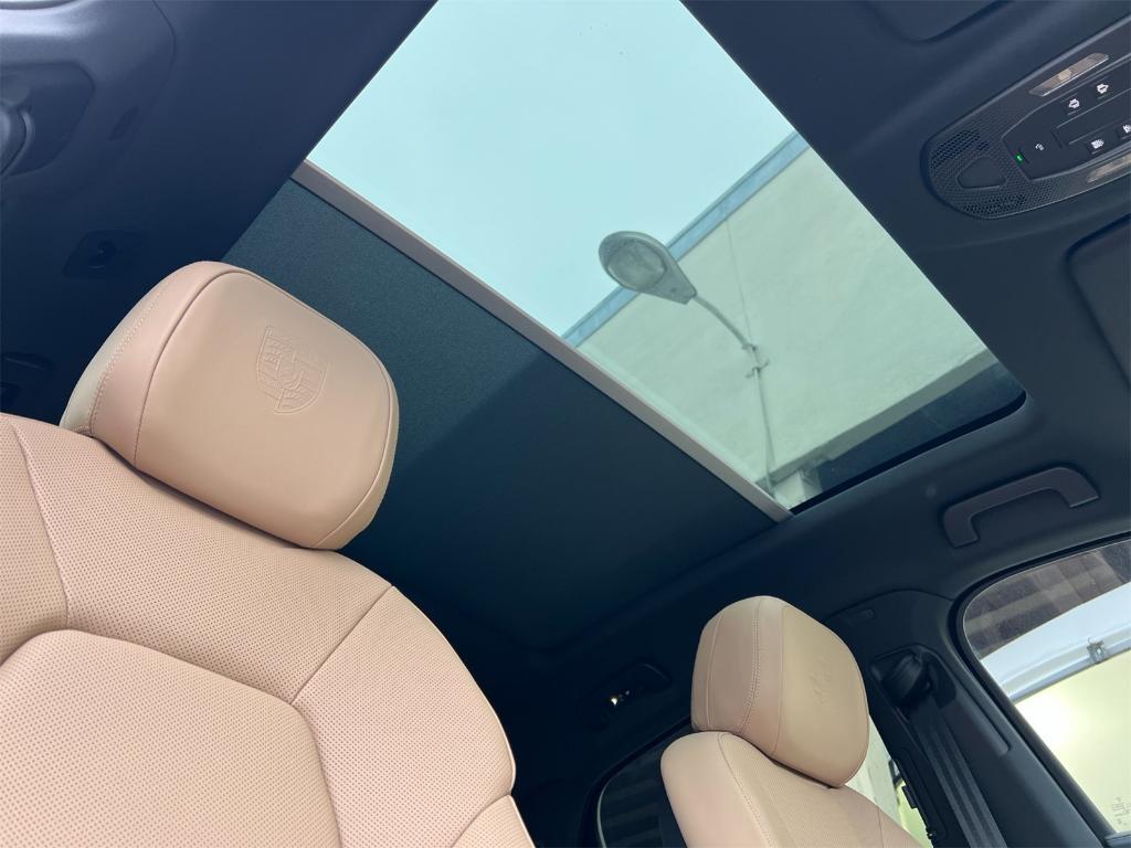 new 2025 Porsche Cayenne car, priced at $111,025