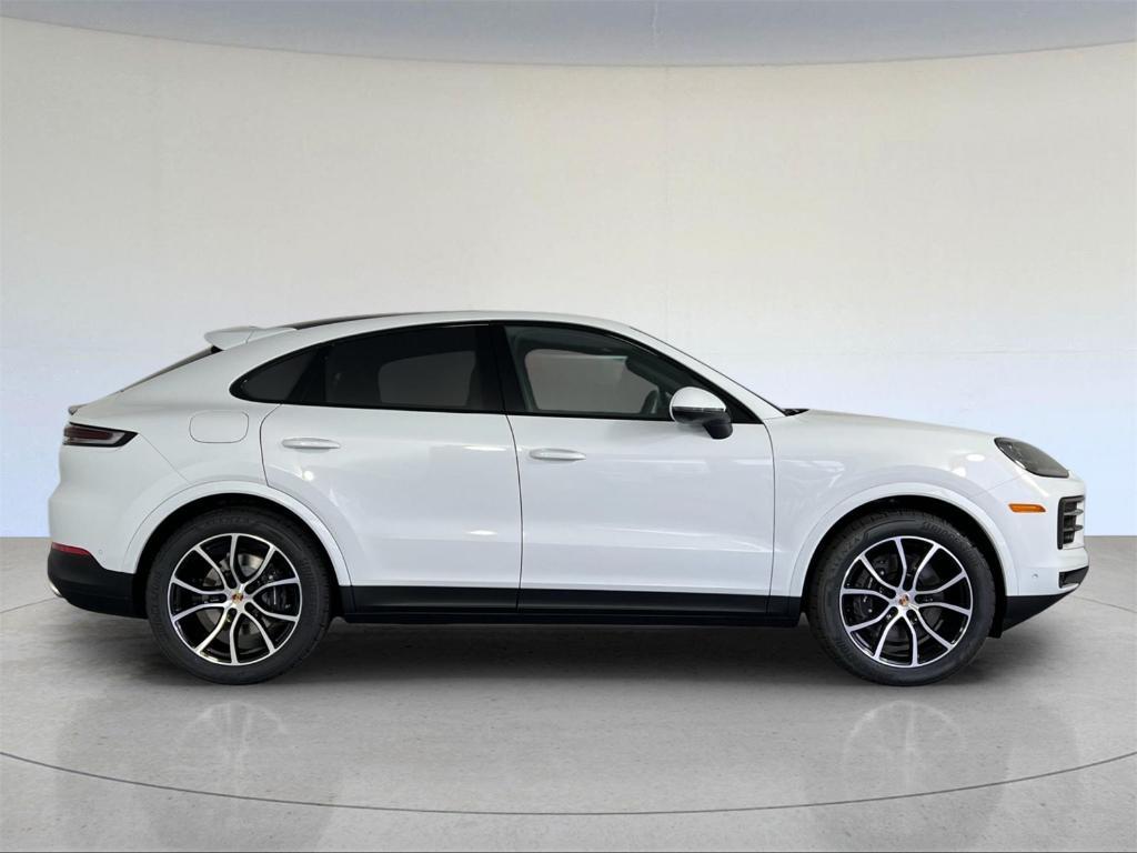 new 2025 Porsche Cayenne car, priced at $111,025