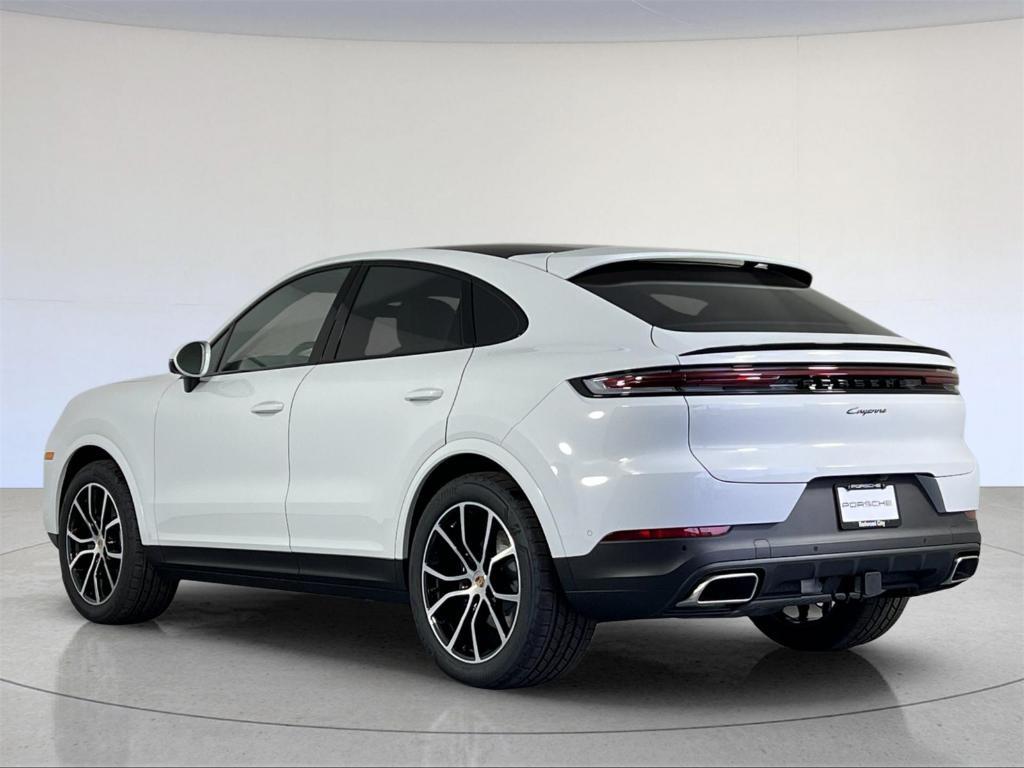 new 2025 Porsche Cayenne car, priced at $111,025