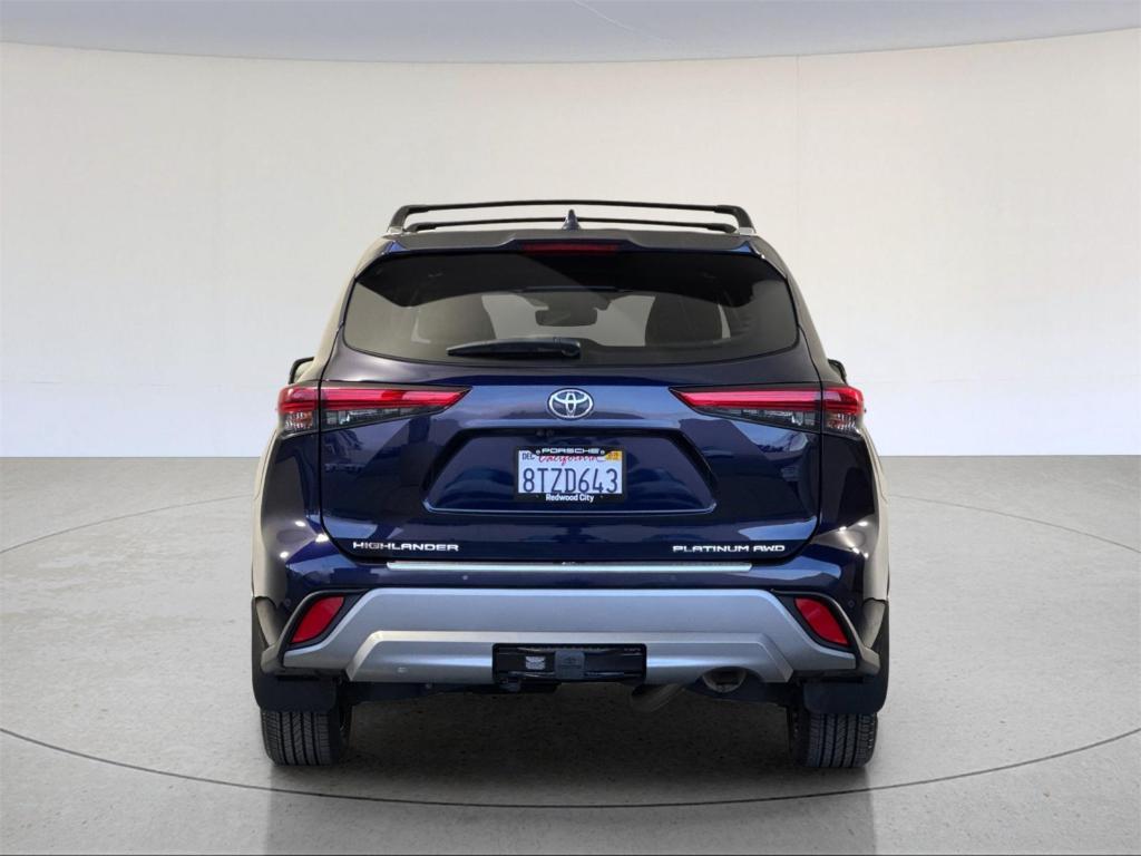 used 2020 Toyota Highlander car, priced at $37,979