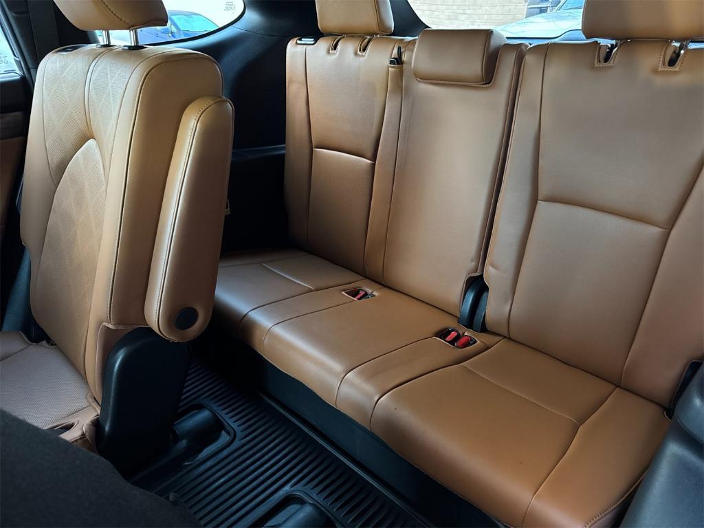 used 2020 Toyota Highlander car, priced at $37,979