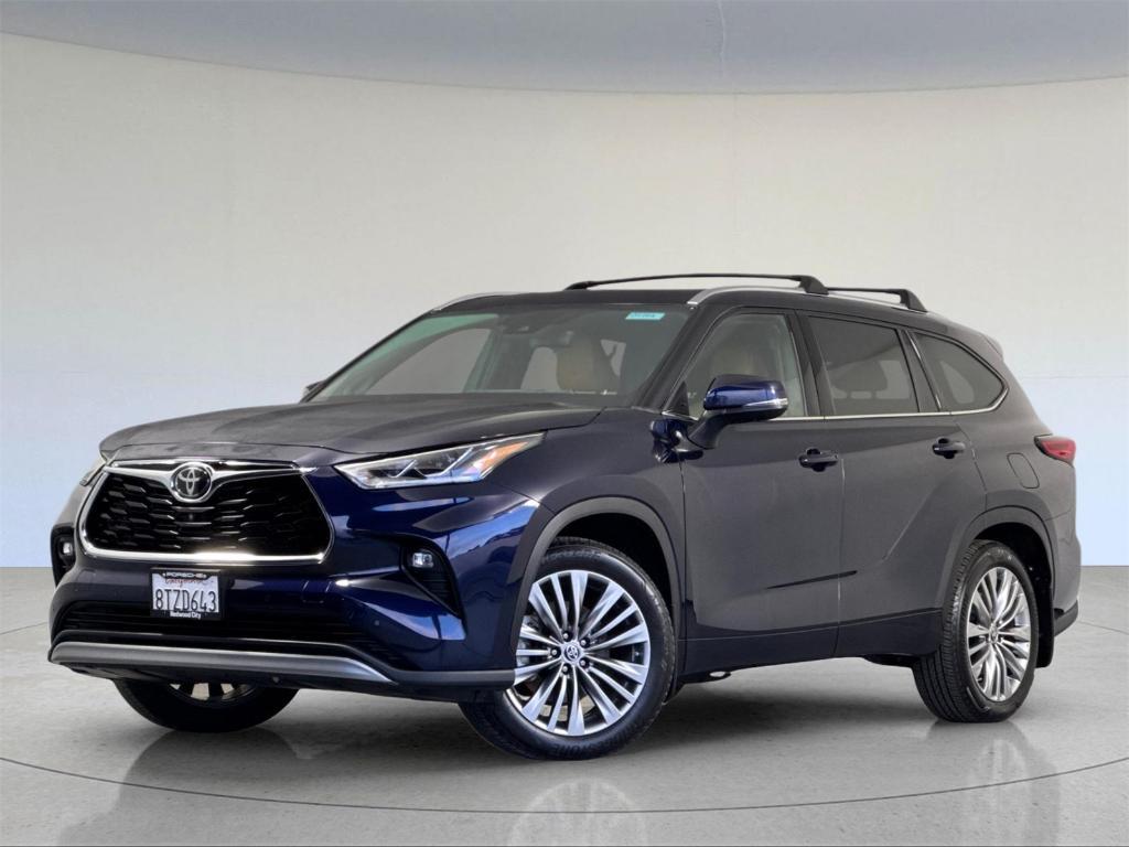 used 2020 Toyota Highlander car, priced at $37,979