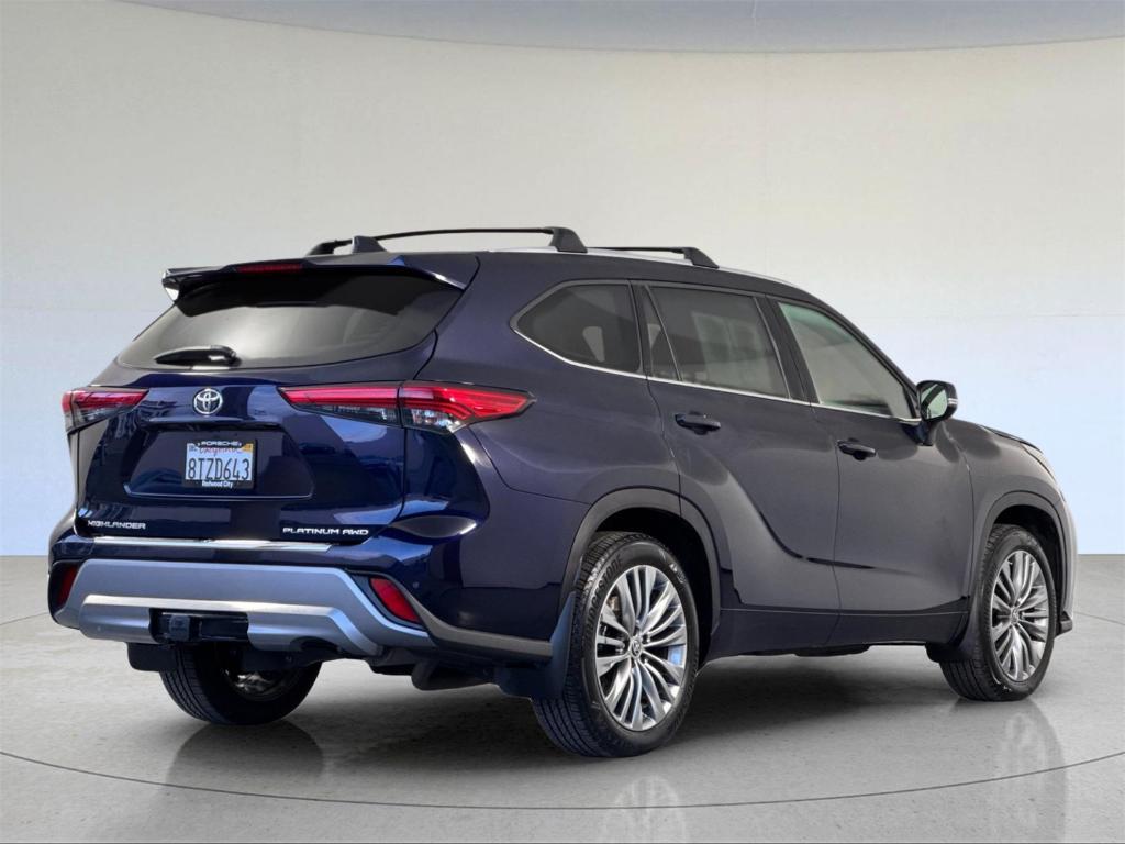 used 2020 Toyota Highlander car, priced at $37,979